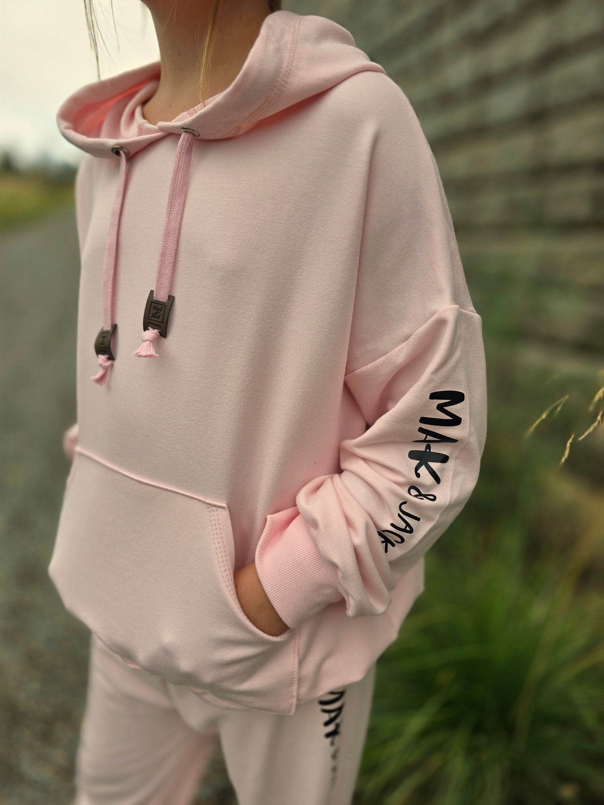 *Pre-order * kids & youth sweat suit